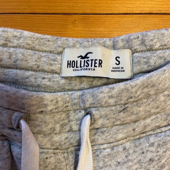 Men’s Hollister Jogger Shorts - Picture 3 of 3